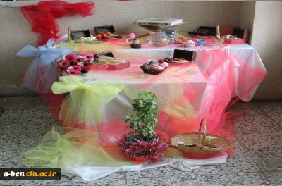 تزیین سفره هفت سین در پردیس ( انشاء الله سال نو سرشار از موفقیت پیش رو داشته باشید )