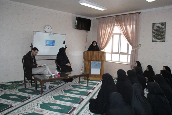 برگزاری کرسی آزاد اندیشی با عنوان دانشجو و شبکه های اجتماعی  3