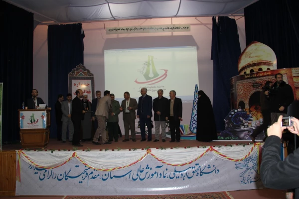 تقدیر ویژه از دانشجویان برتر دانشگاه فرهنگیان پردیس بنت الهدی صدر اردبیل در جشنواره فعالیت های علمی، فرهنگی و افسران جنگ نرم