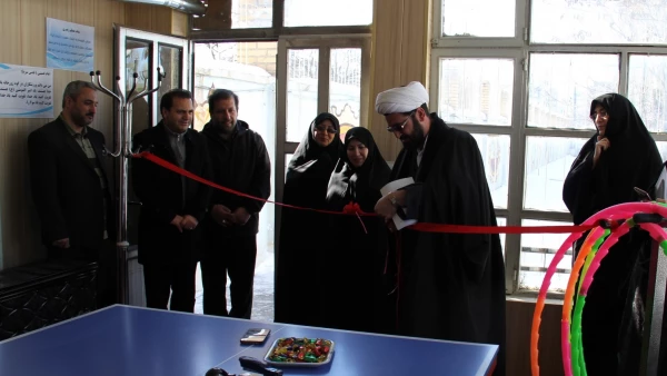 افتتاح سالن ورزشی پردیس بنت الهدی صدر اردبیل به مناسبت گرامیداشت دهه فجر