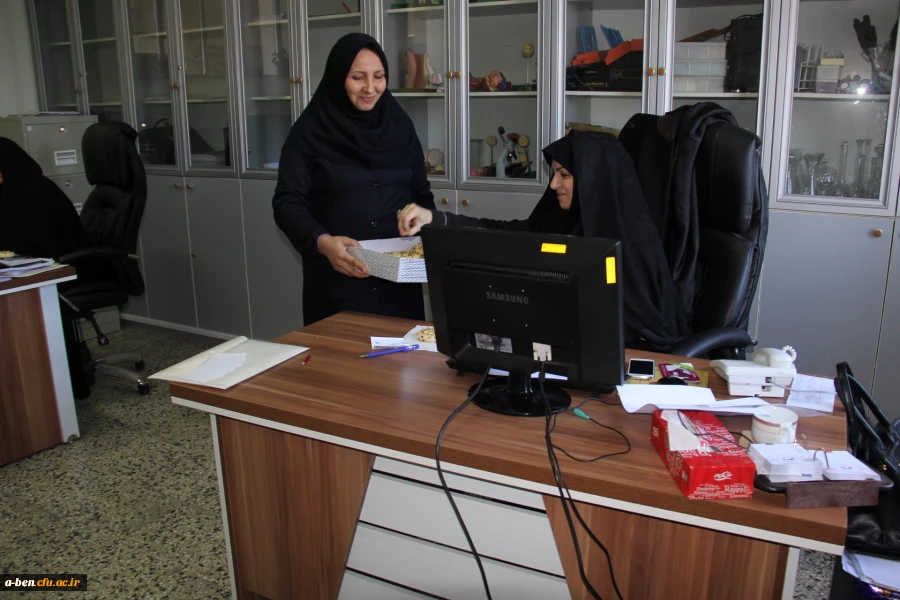 بزرگداشت شروع ایّام الله دهه فجر در پردیس بنت الهدی صدر اردبیل