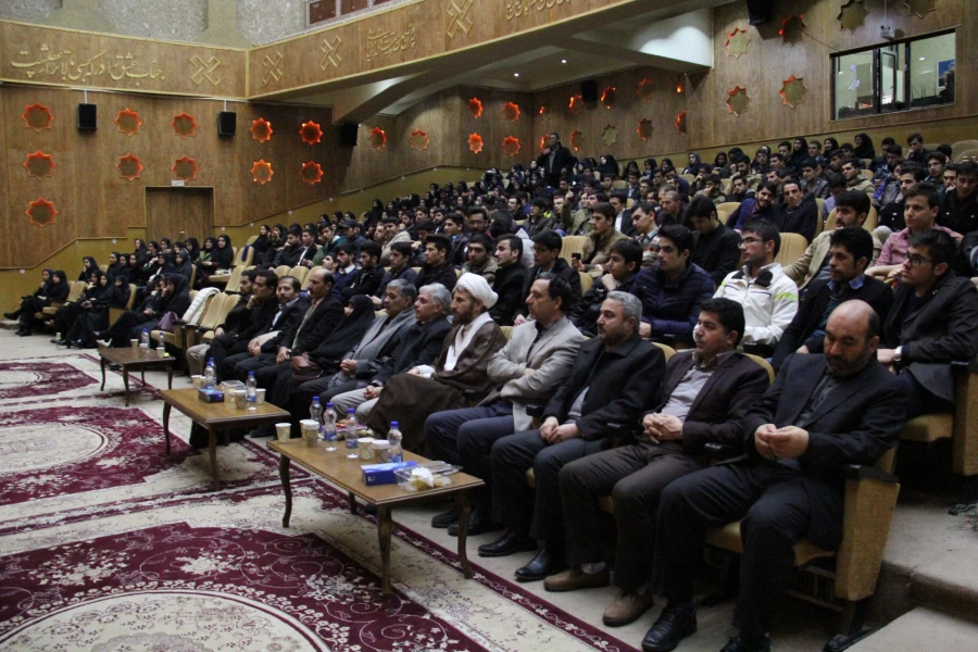 جشن بزرگ انقلاب در دانشگاه فرهنگیان استان اردبیل برگزار شد