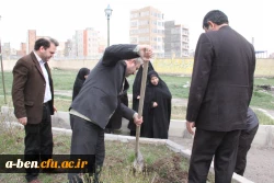 غرس نهال در پردیس بنت الهدی صدر اردبیل