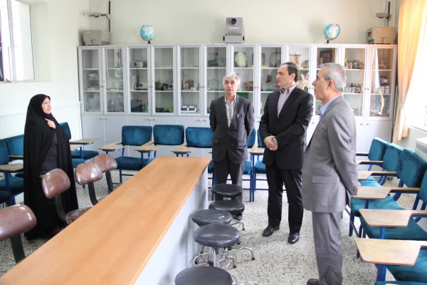 بازدید دکتر مهر محمدی و هیات همراه از پردیس بنت الهدی صدر اردبیل