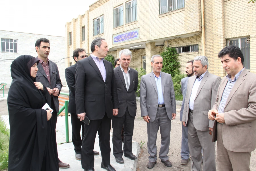 بازدید دکتر مهر محمدی و هیات همراه از پردیس بنت الهدی صدر اردبیل