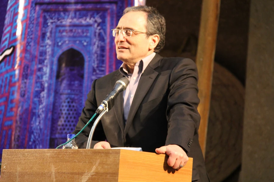 مراسم بزرگداشت هفته معلم با حضور سرپرست دانشگاه فرهنگیان آقای دکتر مهر محمدی