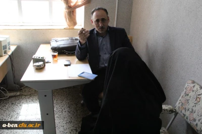 ویزیت رایگان دانشجومعلمان توسط پزشک در راستای عملیاتی نمودن شعار سلامت و بهداشت هفته خوابگاه ها