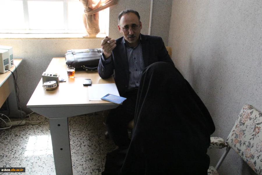 ویزیت رایگان دانشجومعلمان توسط پزشک در راستای عملیاتی نمودن شعار سلامت و بهداشت هفته خوابگاه ها