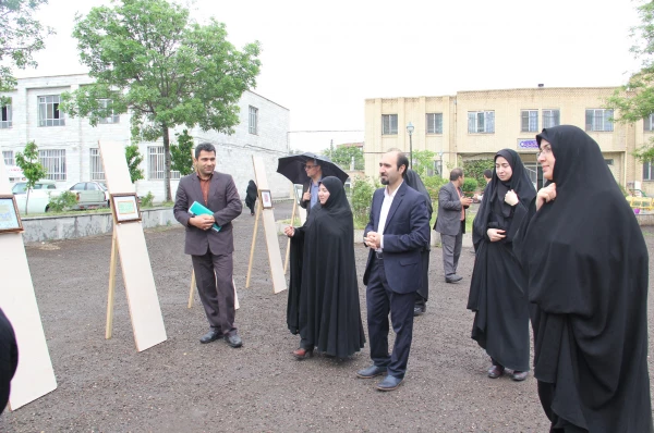 نمایشگاهی از آثار هنری دانشجومعلّمان