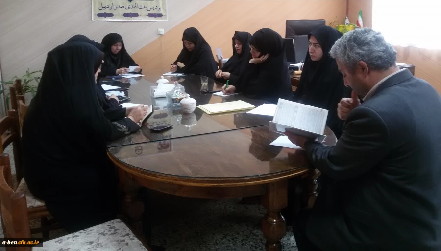 نشست فرهنگی سیاسی به مناسبت سالروز رحلت جانگداز حضرت امام خمینی (ره) و قیام خونین 15 خرداد