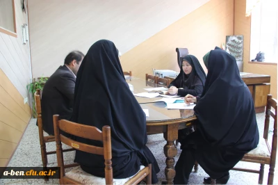 برگزاری جلسه شورای آموزشی پردیس با هدف ارائه ی دوره ی تابستان به دانشجومعلّمان