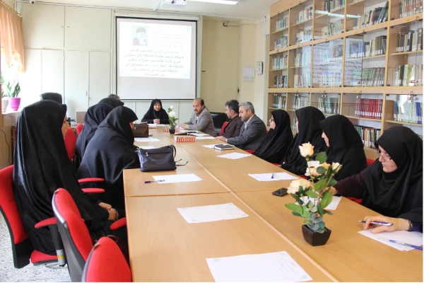 جلسه  بررسی و هماهنگی دروس کارورزی و پروژه