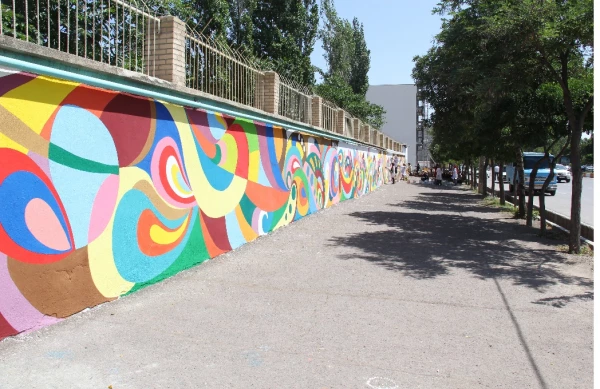 شاداب سازی محوطه بیرونی پردیس توسط شهرداری اردبیل