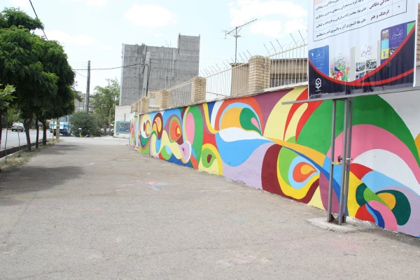 شاداب سازی محوطه بیرونی پردیس بنت الهدی صدر  توسط شهرداری اردبیل