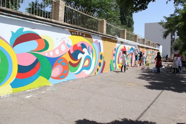 شاداب سازی محوطه بیرونی پردیس بنت الهدی صدر  توسط شهرداری اردبیل