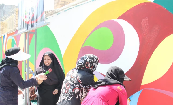 شاداب سازی محوطه بیرونی پردیس بنت الهدی صدر  توسط شهرداری اردبیل