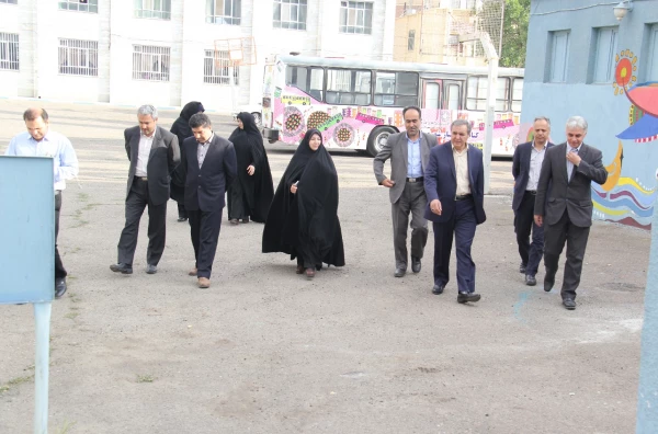 بازدید مدیرکل آموزش و پرورش استان اردبیل از پردیس بنت الهدی صدر