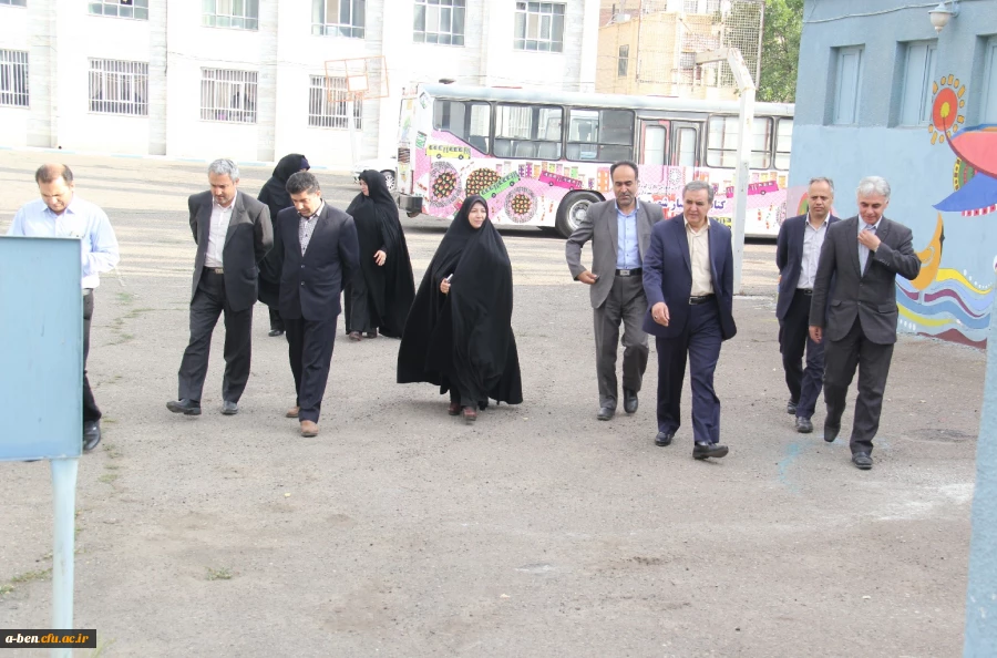 بازدید مدیرکل آموزش و پرورش استان اردبیل از پردیس بنت الهدی صدر