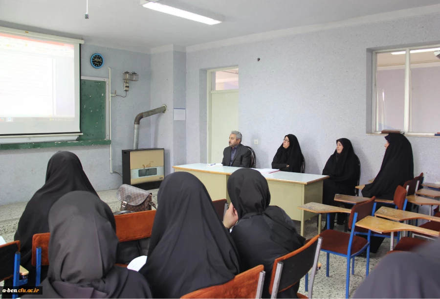 جلسات دفاع کارورزی و پروژه دانشجومعلمان ورودی 91 بنت الهدی صدر اردبیل