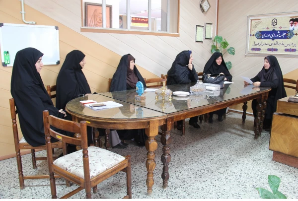 برگزاری جلسه شورای اداری پردیس