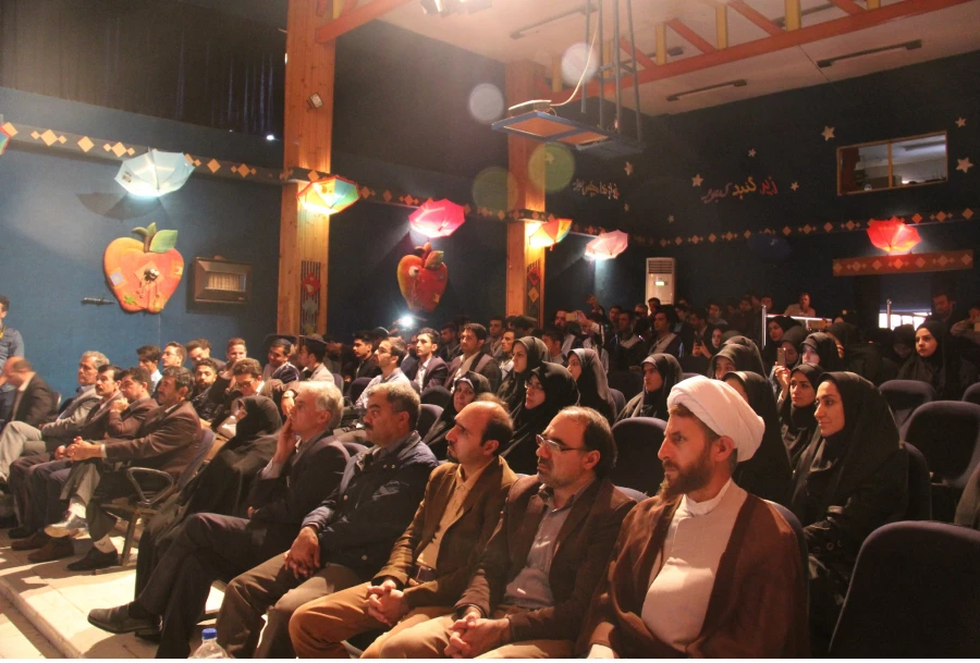 برگزاری جشن دانش آموختگی دانشجومعلّمان ورودی 91 پردیس ها و واحد تابعه آزادگان دانشگاه فرهنگیان استان اردبیل
