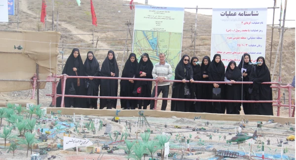 بازدید دانشجومعلّمان پردیس  از نمایشگاه رزمی، فرهنگی عملیات کربلای4 واقع در مجتمع شورابیل