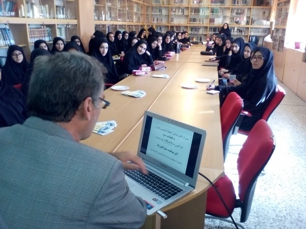 کارگاه «آشنایی با موقعیت جدید(دانشگاه)»