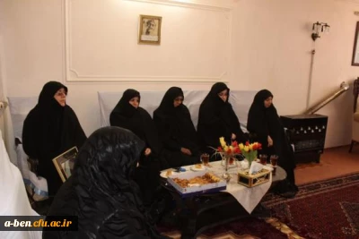 در ششمین روز از ایام دهه فجر 

دیدار سرپرست پردیس بنت الهدی صدر با خانواده شهید زهرا اسدی