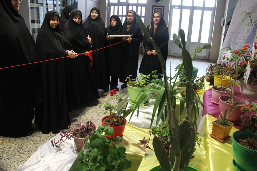 مجموعه گیاه شناسی پردیس بنت الهدی صدر به مناسبت روز درختکاری