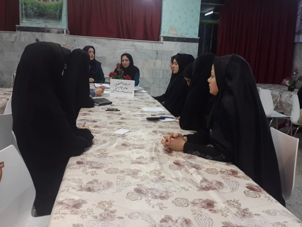 اولین جلسه رابطان مشاوره سرای دانشجویی بنت الهدی صدر با مسئولین