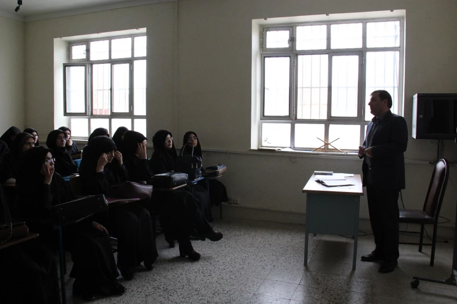 برگزاری کارگاه آموزشی آشنایی با قوانین گزینش در آموزش و پرورش