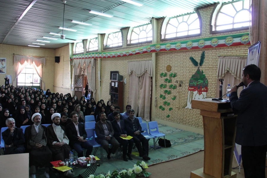اجرای برنامه های متنوّع دانشجویی در اوّلین اردوی فرهنگی، معرفتی و بصیرتی حیات طیّبه