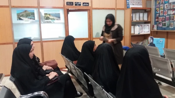 بازدید دانشجو معلمان پردیس از پژوهشگاه رویان استان