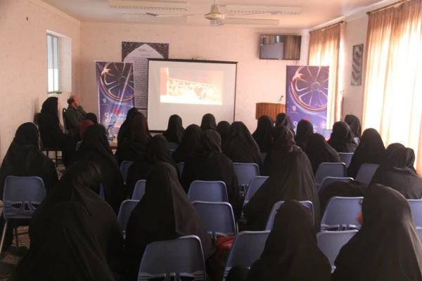 دومین روز اکران و نقد فیلم های منتخب جشنواره فیلم رشد در پردیس بنت الهدی صدر اردبیل