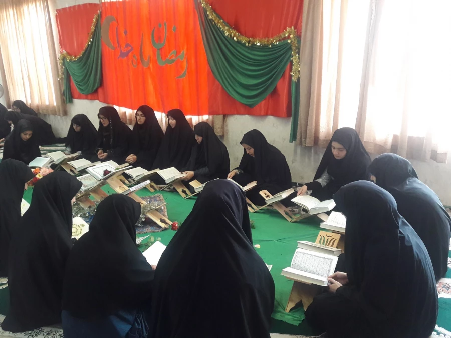 برگزاری محفل قرآنی در پردیس به مناسبت آغاز ماه مبارک رمضان