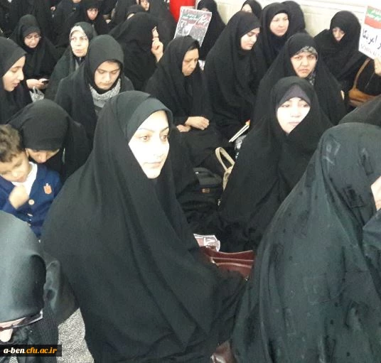 حضور دانشجومعلمان  و کارکنان پردیس در بزرگداشت حماسه ۹ دی در اردبیل