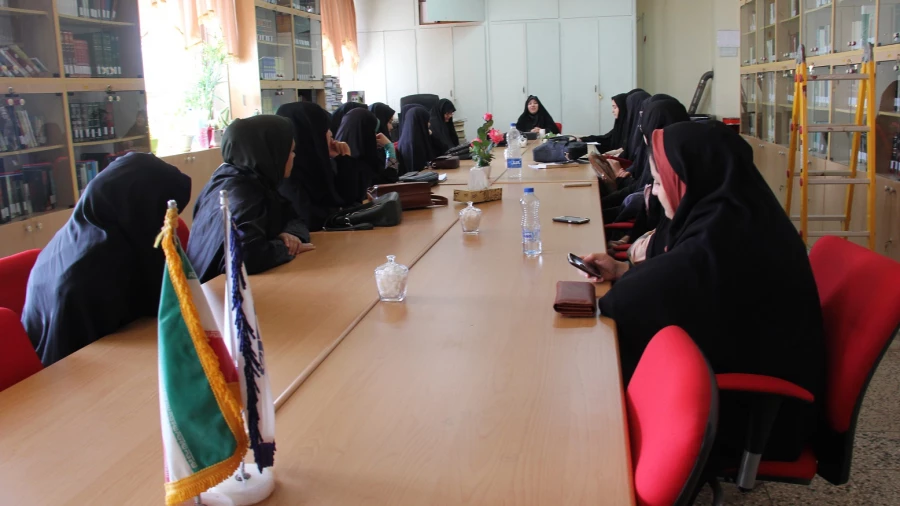 برگزاری جلسه توجیهی دانشجومعلمان شرکت کننده در اردوی راهیان نور در پردیس