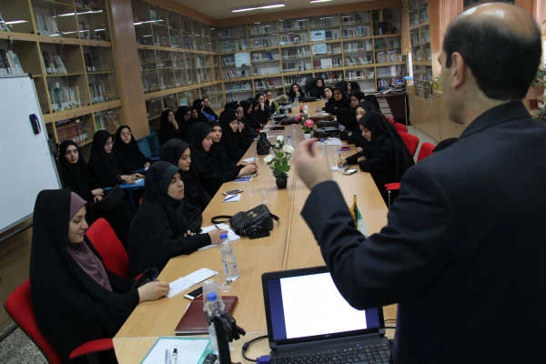 برگزاری کارگاه پیشگیری از اعتیاد به مناسبت هفته سلامت