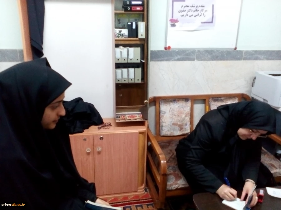 ویزیت رایگان دانشجومعلمان توسط پزشک به مناسبت هفته سلامت