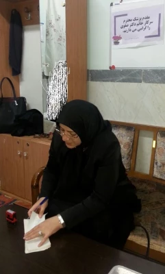 ویزیت رایگان دانشجومعلمان توسط پزشک به مناسبت هفته سلامت