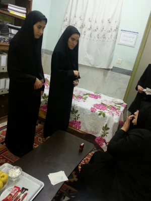 ویزیت رایگان دانشجومعلمان توسط پزشک به مناسبت هفته سلامت