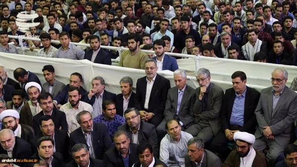 رهبر انقلاب در دیدار صبح امروز با استادان، دانشجو معلمان و مدیران دانشگاه فرهنگیان کشور:
