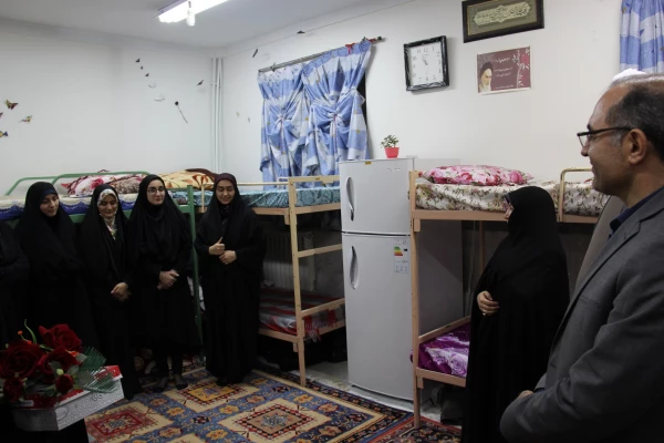 نشست مدیریت امور پردیس های استان اردبیل و نماینده نهاد رهبری  و سرپرست پردیس با دانشجومعلمان در سرای دانشجویی بنت الهدی صدر