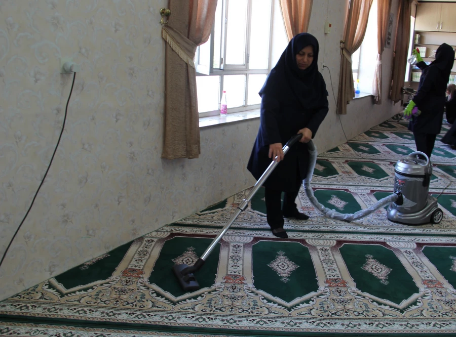 آئین غبارروبی در نمازخانه پردیس