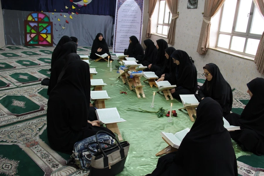 کرسی تلاوت قران