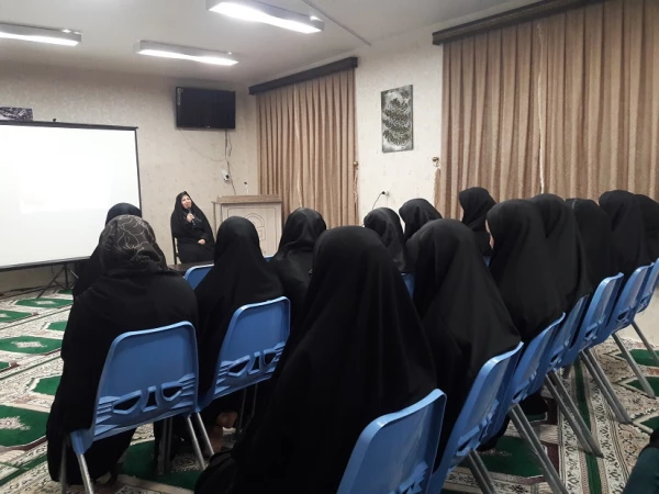 کارگاه آموزشی " آشنایی با مهارتهای زندگی خوابگاهی"