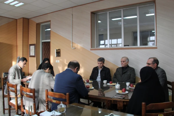 جلسه هم اندیشی مسئولان دانشگاه فرهنگیان اردبیل با رییس مجمع خیرین مدرسه ساز استان