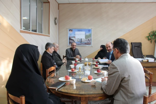 جلسه هم اندیشی مسئولان دانشگاه فرهنگیان اردبیل با رییس مجمع خیرین مدرسه ساز استان