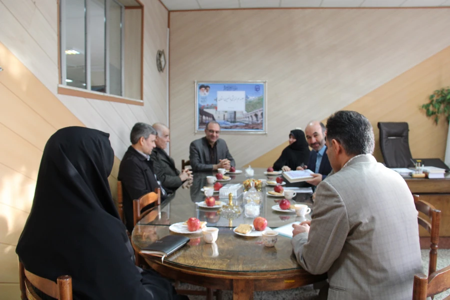 جلسه هم اندیشی مسئولان دانشگاه فرهنگیان اردبیل با رییس مجمع خیرین مدرسه ساز استان