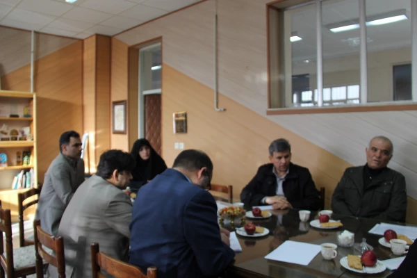 جلسه هم اندیشی مسئولان دانشگاه فرهنگیان اردبیل با رییس مجمع خیرین مدرسه ساز استان
